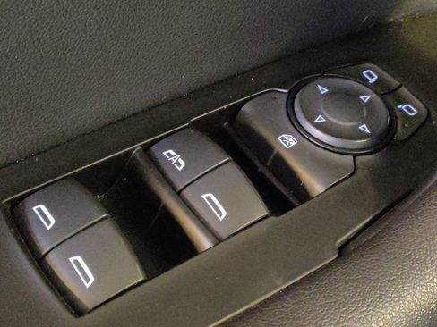 Used 2019 Chevrolet Blazer Premier w/ Sun and Wheels Package FWD image 27