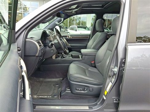 Used 2020 Lexus GX 460 Premium image 14