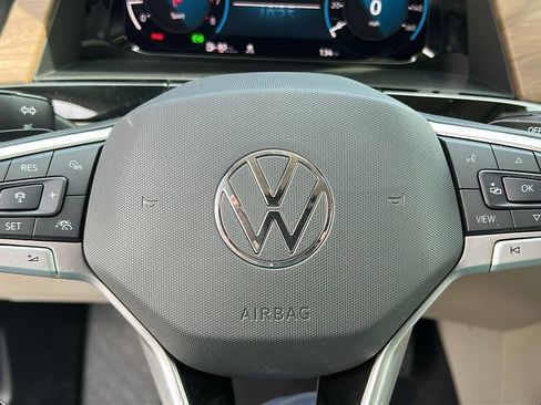 New 2025 Volkswagen Atlas SE AWD/4WD image 12
