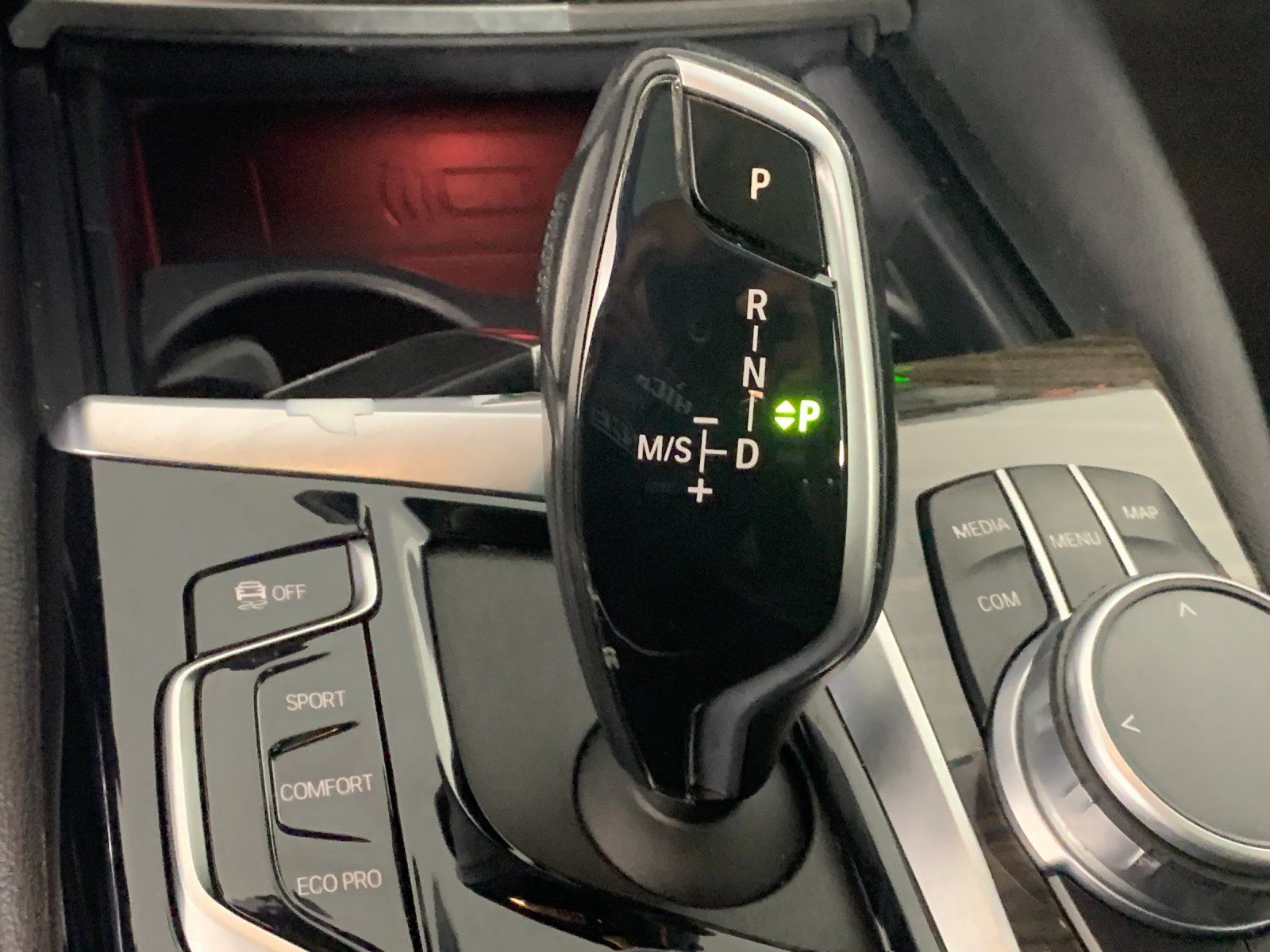 Used 2021 BMW 530i xDrive w/ Convenience Package AWD/4WD image 21
