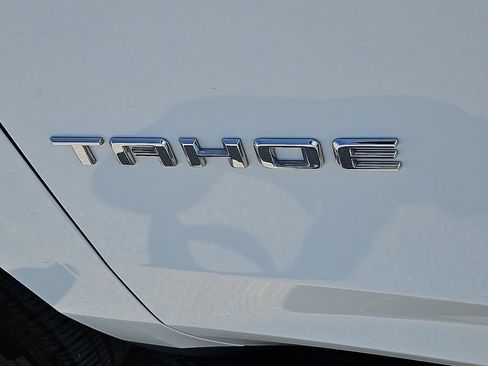 Used 2024 Chevrolet Tahoe LT AWD/4WD image 14