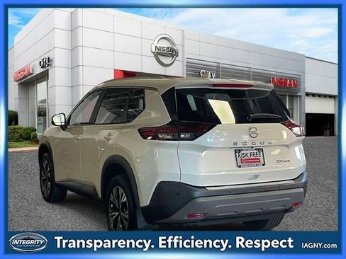 Used 2023 Nissan Rogue SV w/ SV Premium B Package AWD/4WD image 8