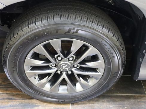 Used 2019 Lexus GX 460 Premium image 29