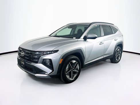 Used 2025 Hyundai Tucson SEL image 3