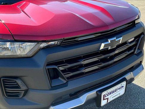 Used 2024 Chevrolet Colorado Trail Boss w/ Technology Package AWD/4WD image 35