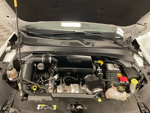 Used 2024 Jeep Compass Latitude image 35