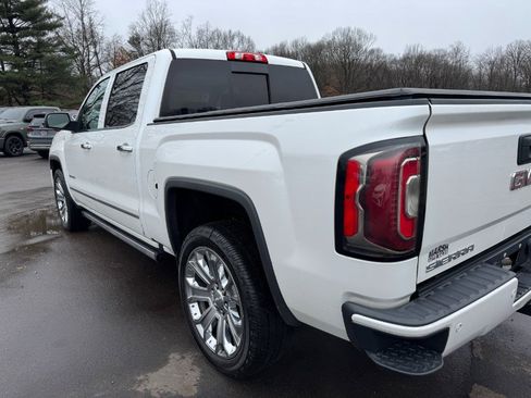 Used 2017 GMC Sierra 1500 Denali w/ Denali Ultimate Package image 10