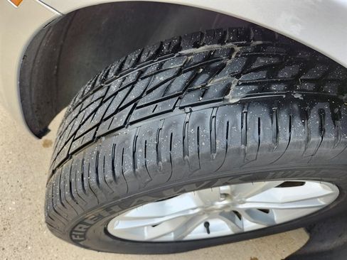 Used 2015 Chevrolet Camaro LT image 10