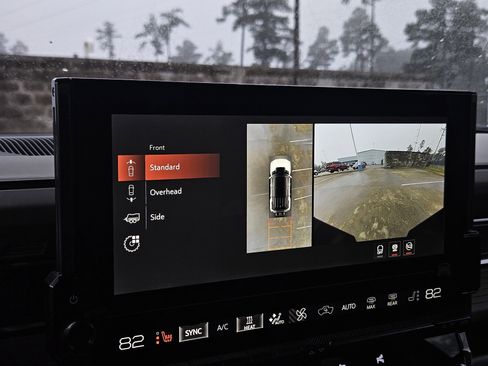 New 2026 GMC Hummer EV SUV image 19