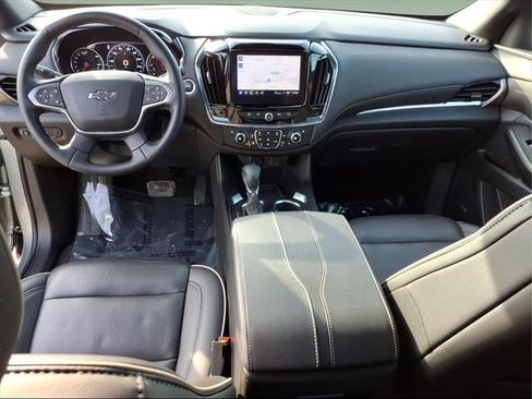 Used 2023 Chevrolet Traverse Premier w/ Redline Edition image 16