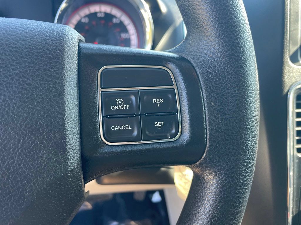 Used 2019 Dodge Grand Caravan SE w/ UConnect Hands-Free Group FWD image 29