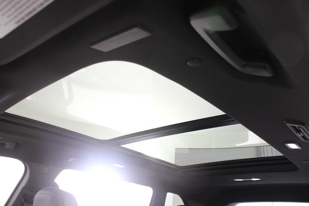 New 2027 Buick Enclave Sport Touring w/ Power Package FWD image 10