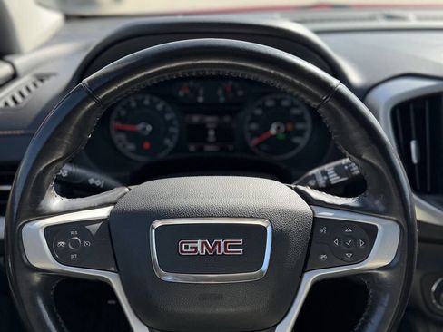 Used 2018 GMC Terrain SLE w/ Driver Convenience Package AWD/4WD image 13
