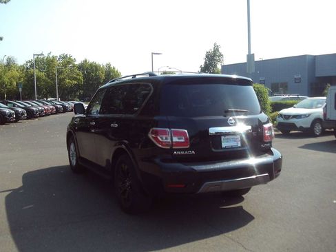 Used 2020 Nissan Armada Platinum w/ Captain's Chairs Package AWD/4WD image 3