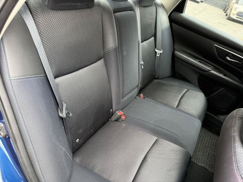 Used 2016 Nissan Altima 2.5 SR FWD image 8