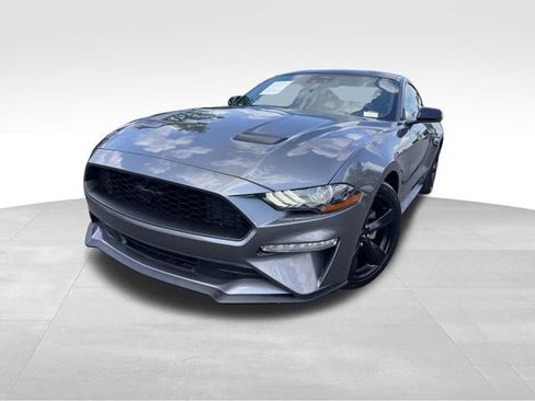 Used 2021 Ford Mustang Coupe w/ Black Accent Package RWD image 9