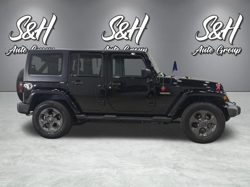 Used 2017 Jeep Wrangler Unlimited Sport AWD/4WD image 16