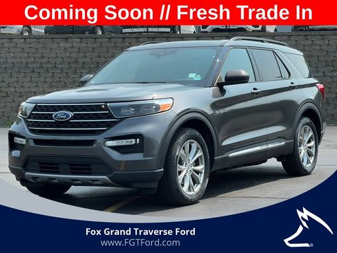 Certified 2020 Ford Explorer XLT w/ Equipment Group 202A AWD/4WD image 1
