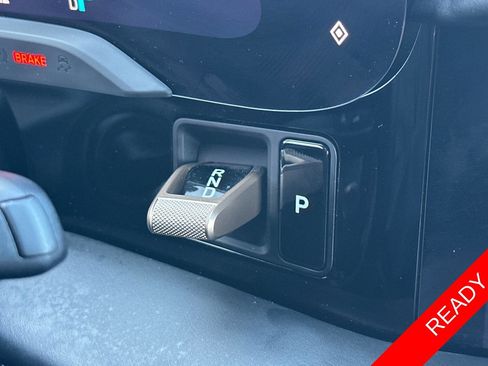 Used 2023 Porsche Taycan 4S image 22