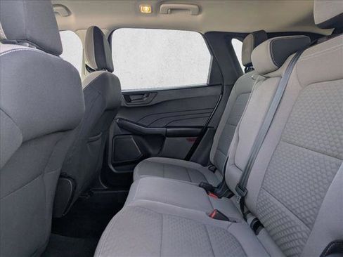 Used 2022 Ford Escape SE w/ SE Sport Appearance Package image 15