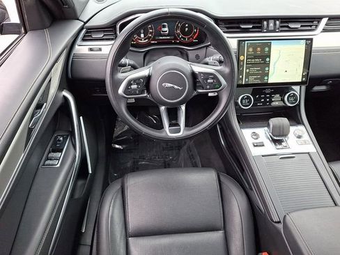 Used 2024 Jaguar F-PACE R-Dynamic S image 14