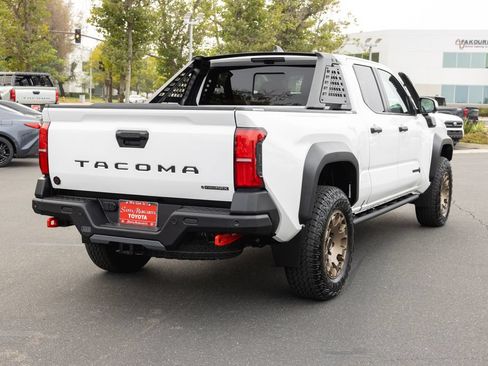 Certified 2025 Toyota Tacoma 4x4 Double Cab Hybrid image 6