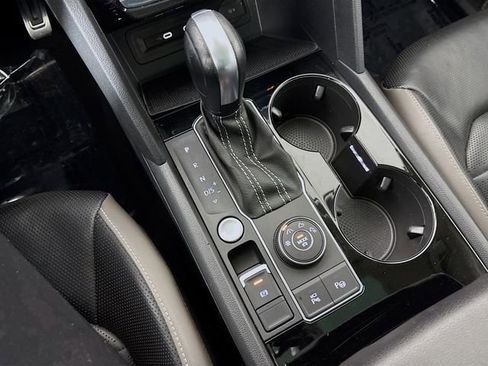 Used 2023 Volkswagen Atlas SEL Premium image 18