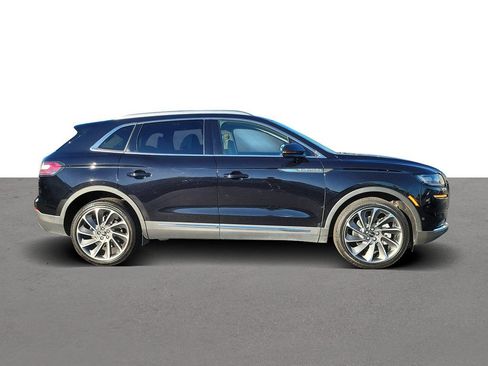 Certified 2022 Lincoln Nautilus Reserve w/ Equipment Group 201A image 3