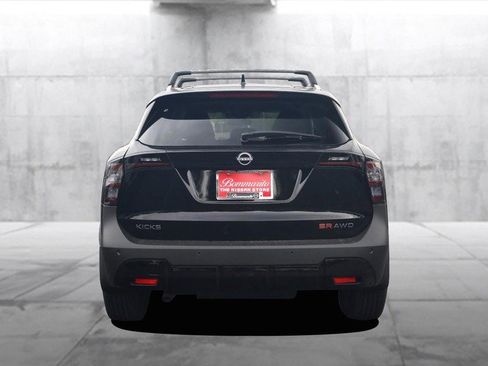 New 2026 Nissan Kicks SR w/ SR Premium Package image 6