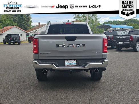 Used 2025 RAM 1500 Big Horn AWD/4WD image 5