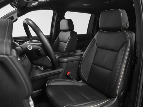 Used 2023 GMC Yukon XL SLT image 60