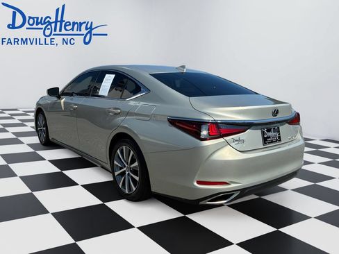 Used 2020 Lexus ES 350 w/ Premium Package FWD image 3
