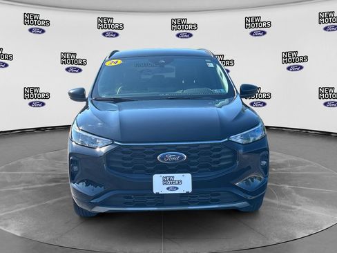 Used 2024 Ford Escape ST-Line Select w/ Tech Pack #1 AWD/4WD image 9