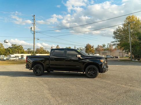 Used 2023 Chevrolet Silverado 1500 Custom image 10
