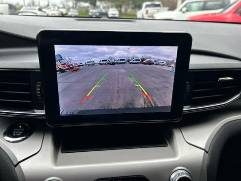 Used 2021 Ford Explorer XLT w/ Equipment Group 202A image 18