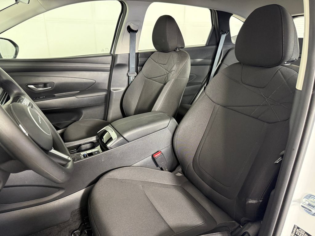 Certified 2026 Hyundai Tucson SE AWD/4WD image 24