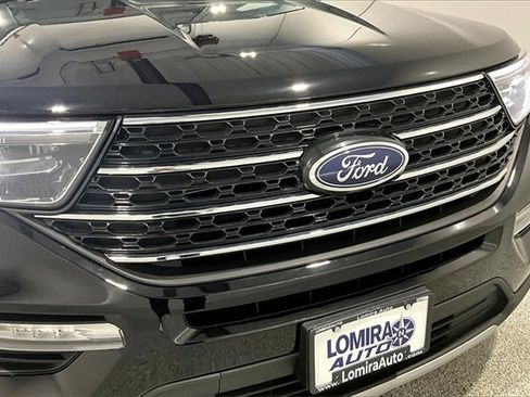 Used 2023 Ford Explorer XLT image 35
