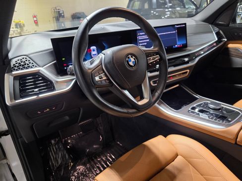Used 2024 BMW X5 xDrive40i w/ Premium Package AWD/4WD image 26
