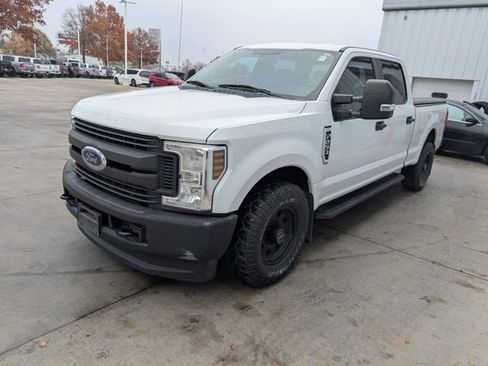 Used 2018 Ford F250 XL w/ Power Equipment Group image 20