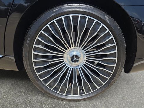 Certified 2023 Mercedes-Benz Maybach S 680 4MATIC image 32
