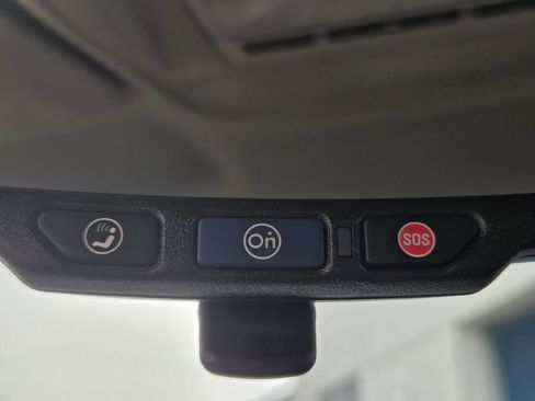 Used 2018 Chevrolet Colorado LT w/ LT Convenience Package RWD image 45