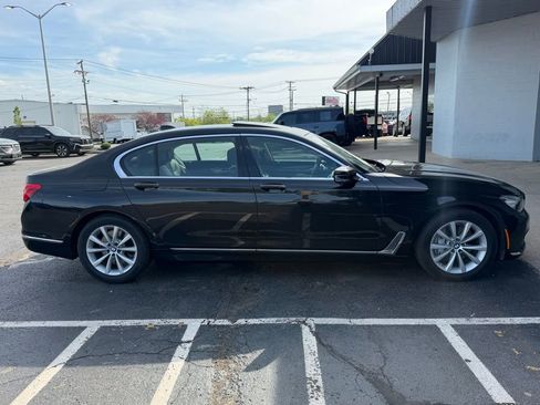 Used 2016 BMW 740i image 5
