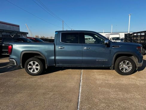 Used 2024 GMC Sierra 1500 SLT image 6