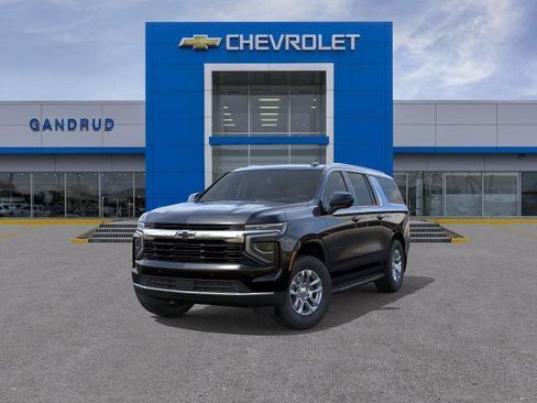 New 2026 Chevrolet Suburban LS w/ LPO, Dark Essentials Package AWD/4WD image 32