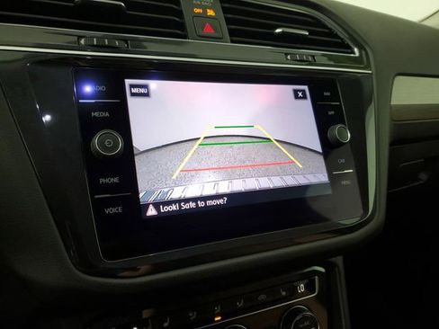 Used 2019 Volkswagen Tiguan SEL FWD image 29