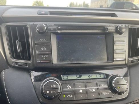Used 2013 Toyota RAV4 XLE AWD/4WD image 12