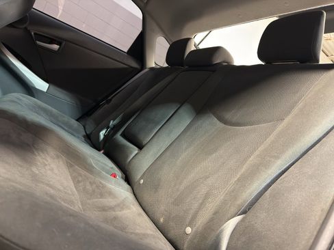 Used 2011 Toyota Prius Three image 28