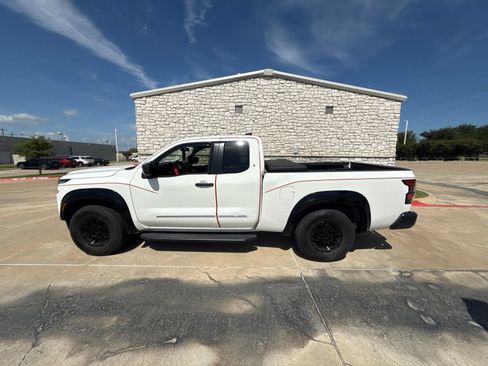 Used 2023 Nissan Frontier S w/ Technology Package RWD image 6