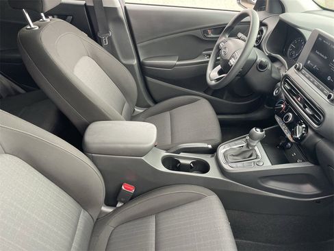 Used 2023 Hyundai Kona SEL image 11