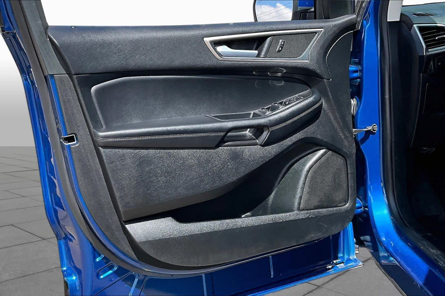 Certified 2024 Ford Edge SEL AWD/4WD image 19